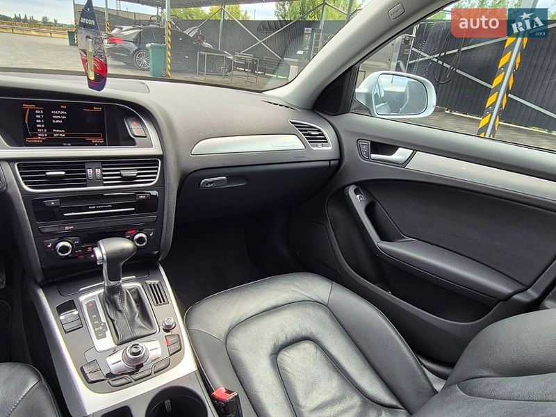 Седан Audi A4 2015 в Полтаві