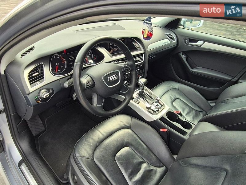 Седан Audi A4 2015 в Полтаві