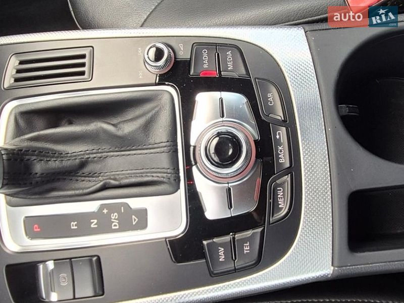Седан Audi A4 2015 в Полтаві