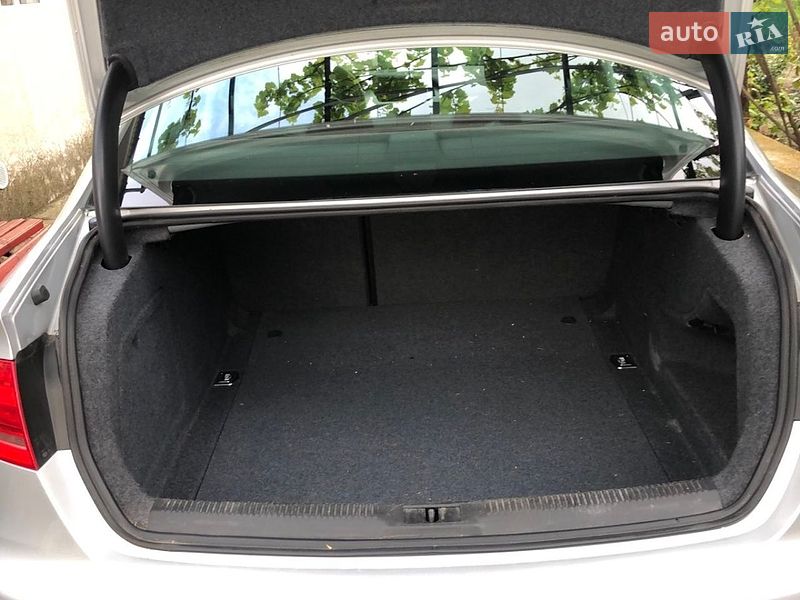 Седан Audi A4 2008 в Києві