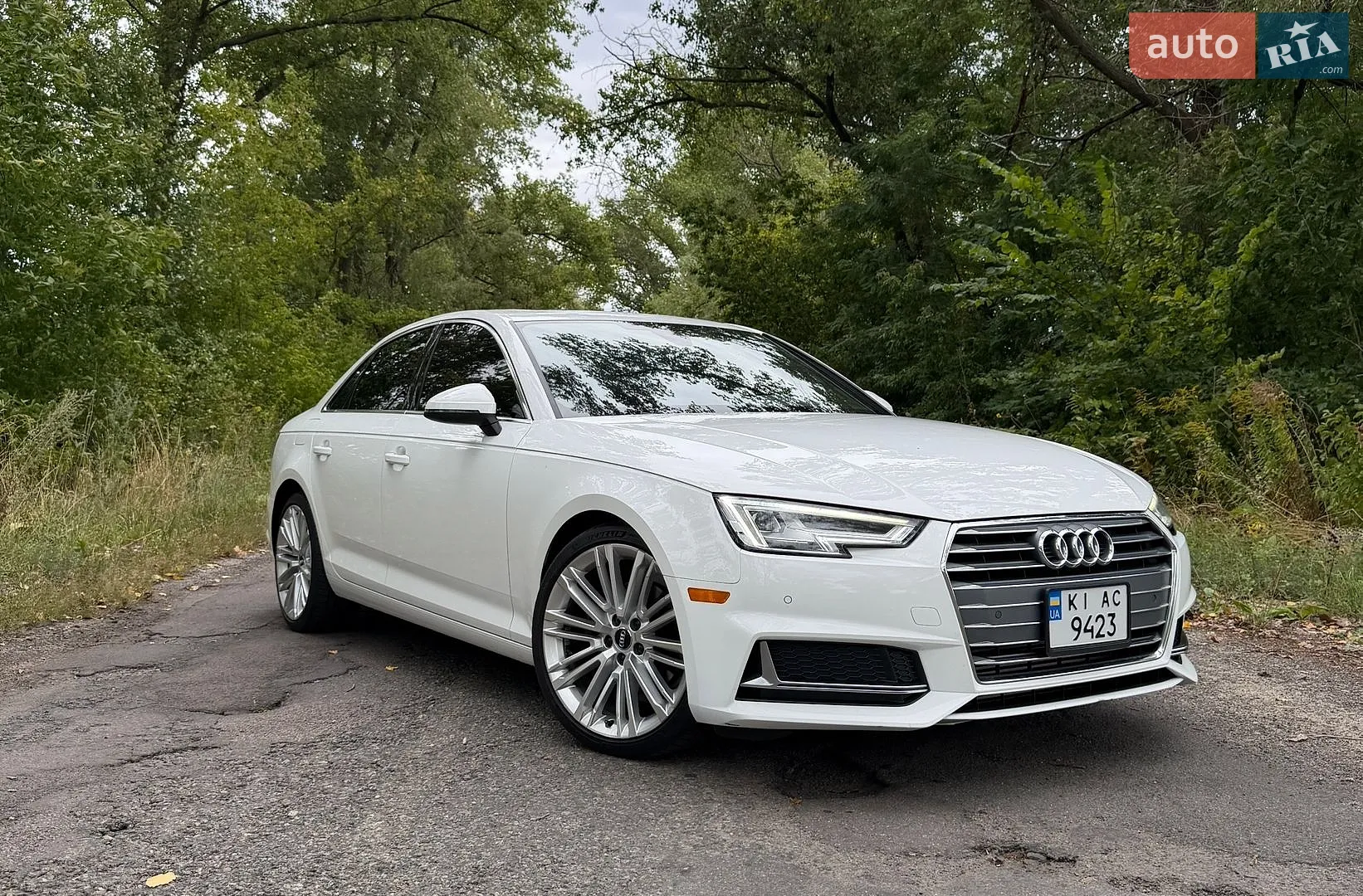 2019 Audi A4 - фото 1
