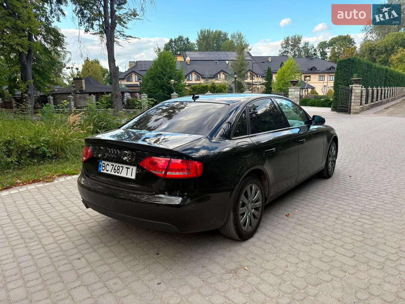 2010 Audi A4 - мініатюра 5