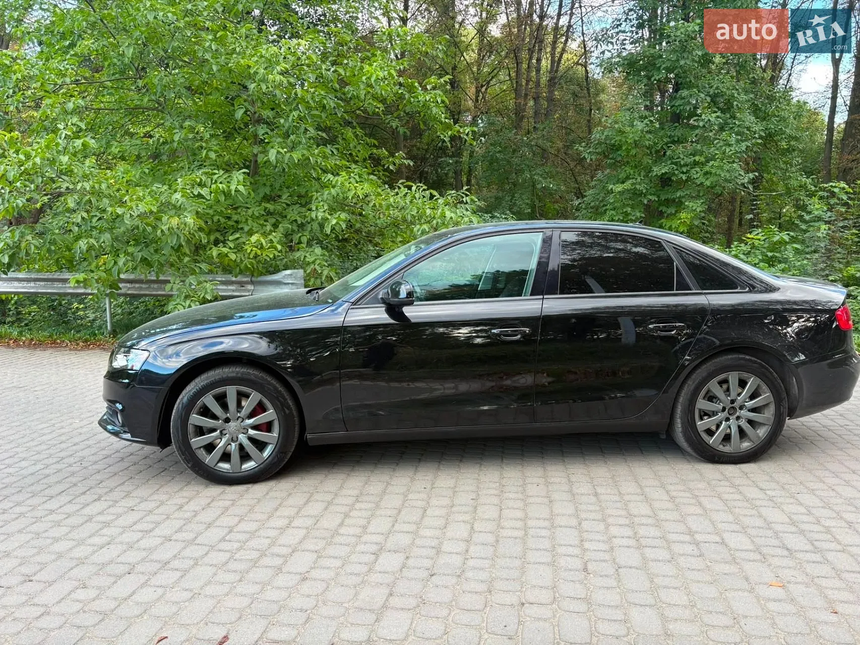 2010 Audi A4 - мініатюра 11