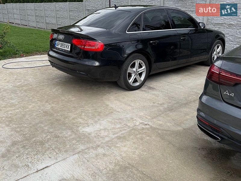 Седан Audi A4 2013 в Днепре