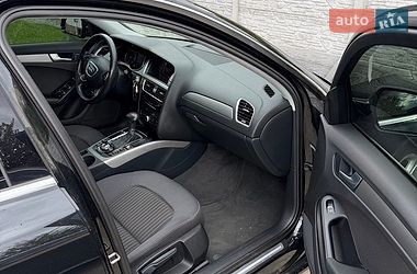 Седан Audi A4 2013 в Днепре