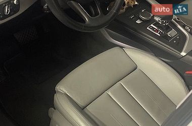Седан Audi A4 2017 в Полтаві