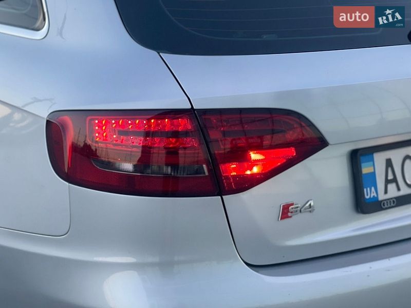 Універсал Audi A4 2010 в Хусті