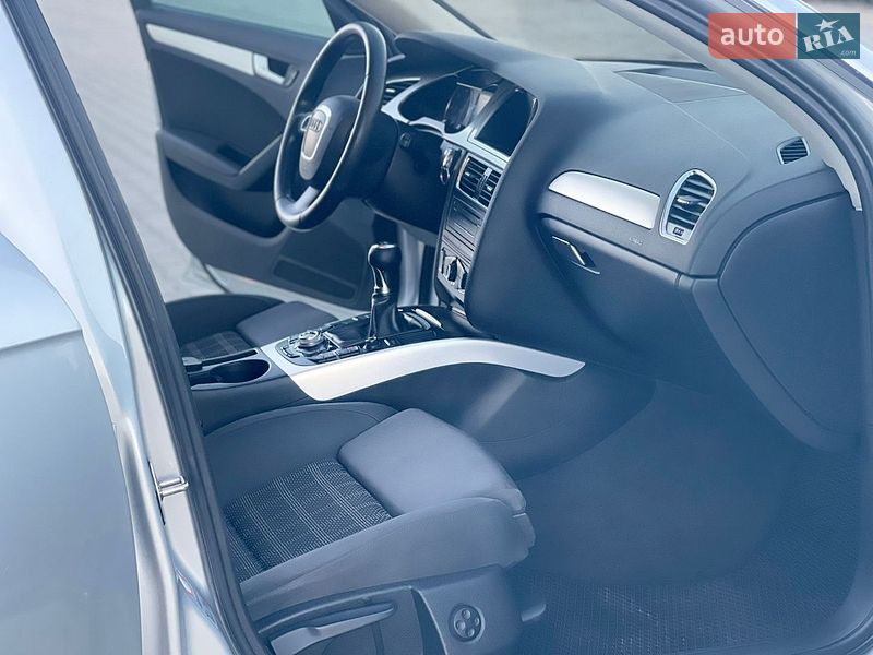 Універсал Audi A4 2010 в Хусті