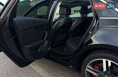 Седан Audi A4 2016 в Мукачевому