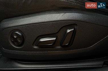 Седан Audi A4 2016 в Мукачевому