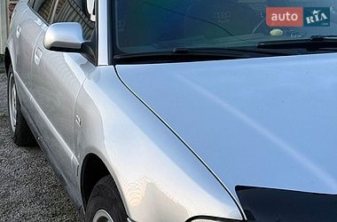 Седан Audi A4 2000 в Житомире