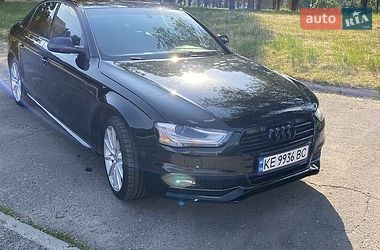 Седан Audi A4 2014 в Дніпрі