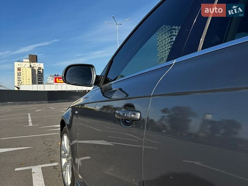 Седан Audi A4 2014 в Києві