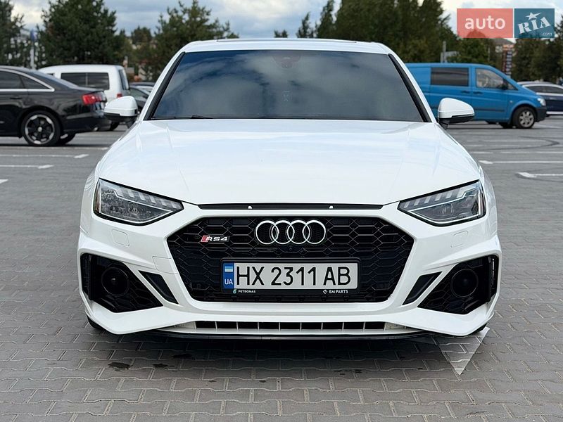 Седан Audi A4 2023 в Хмельницком