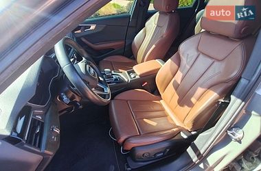 Седан Audi A4 2023 в Івано-Франківську