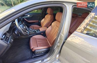 Седан Audi A4 2023 в Івано-Франківську