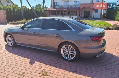 Седан Audi A4 2023 в Івано-Франківську