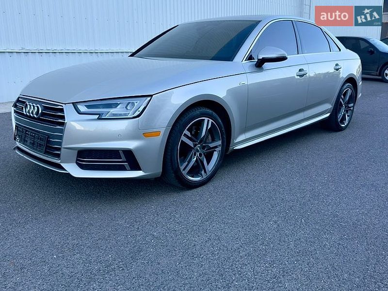 Седан Audi A4 2017 в Луцке