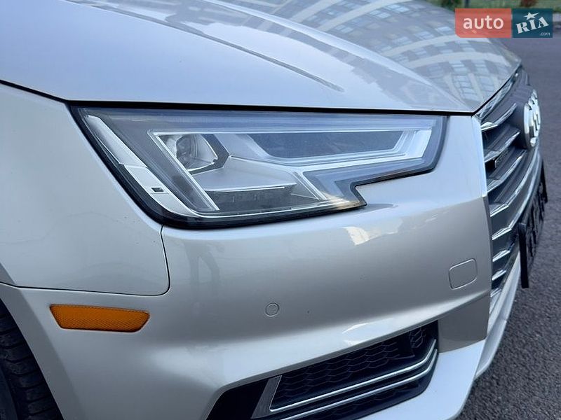 Седан Audi A4 2017 в Луцке