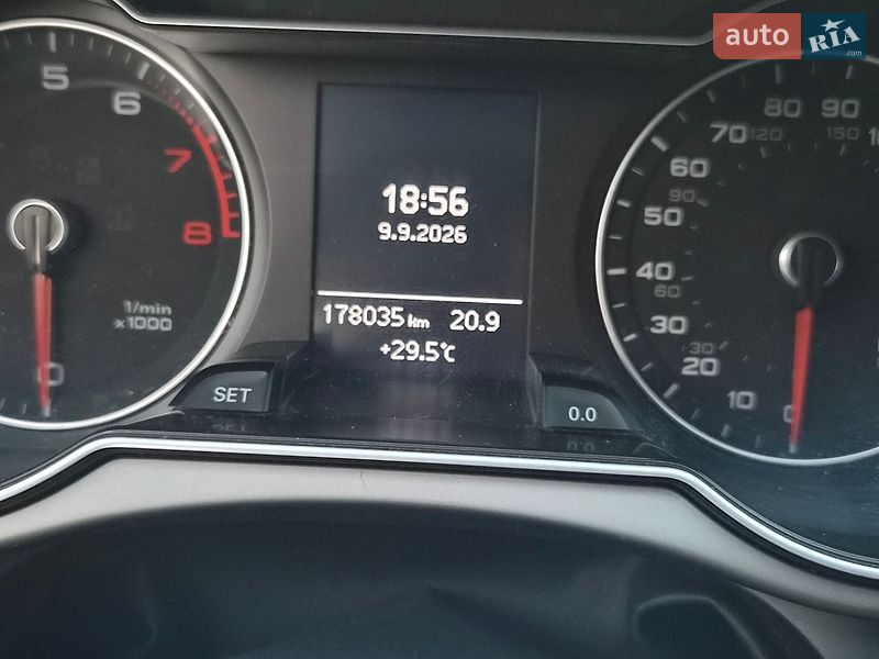 Седан Audi A4 2012 в Києві