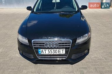 Седан Audi A4 2010 в Надворной