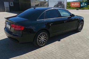 Седан Audi A4 2010 в Надворной