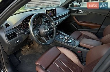 Седан Audi A4 2019 в Львове