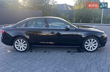 Седан Audi A4 2013 в Самборе