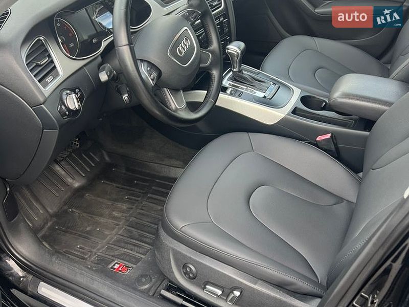 Седан Audi A4 2013 в Самборе