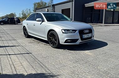 Седан Audi A4 2013 в Івано-Франківську