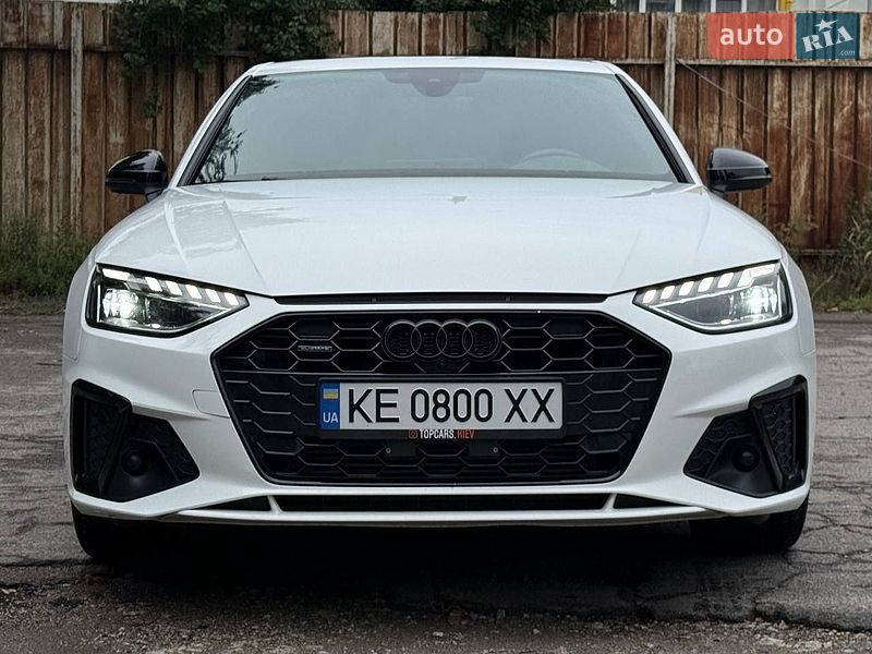Седан Audi A4 2022 в Днепре