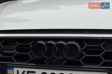 Седан Audi A4 2022 в Днепре