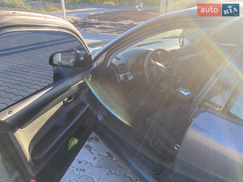 Седан Audi A4 2002 в Одесі фото 3 Седан Audi A4 2002 в Одесі