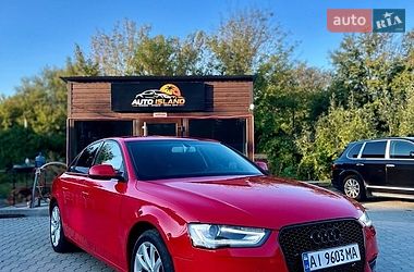Седан Audi A4 2012 в Киеве