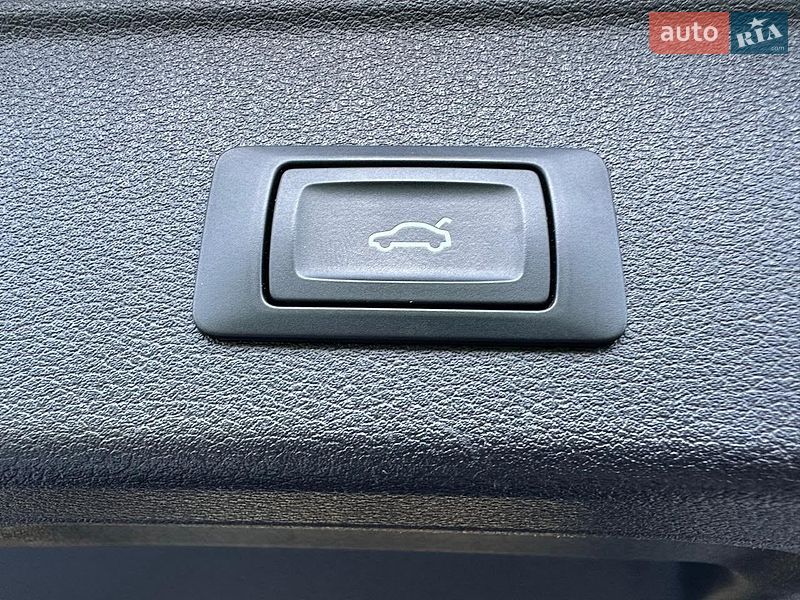 Универсал Audi A4 2020 в Киеве фото 42 Универсал Audi A4 2020 в Киеве