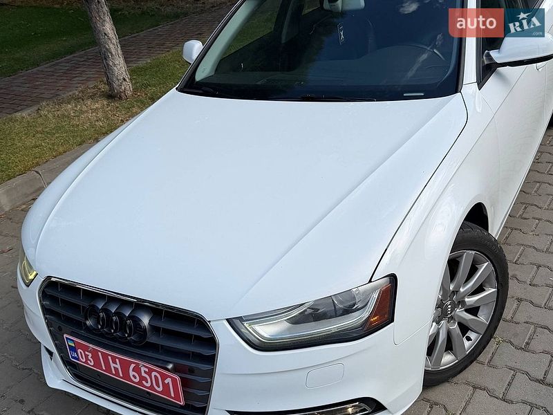 Седан Audi A4 2014 в Одессе