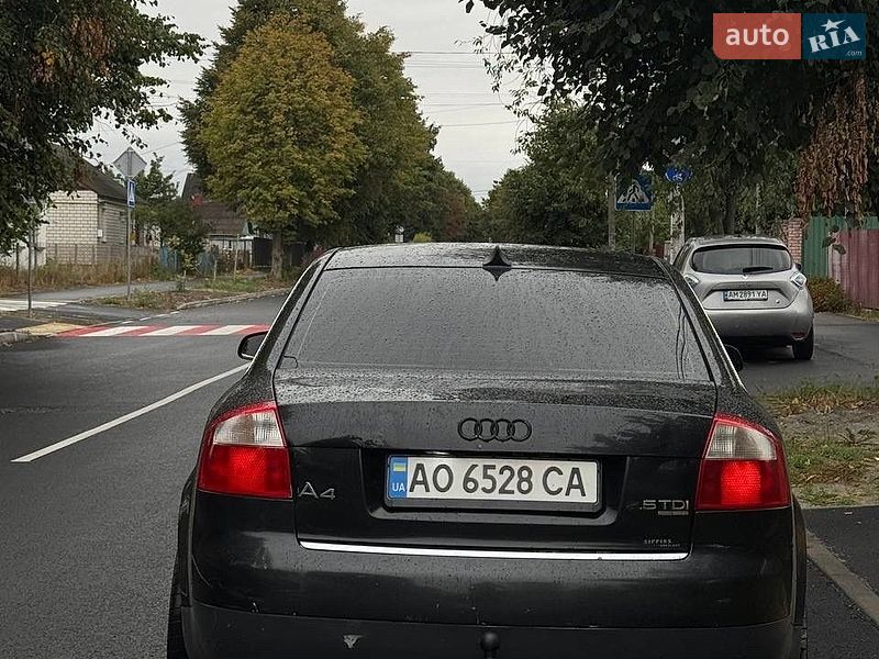 Седан Audi A4 2000 в Звягелі
