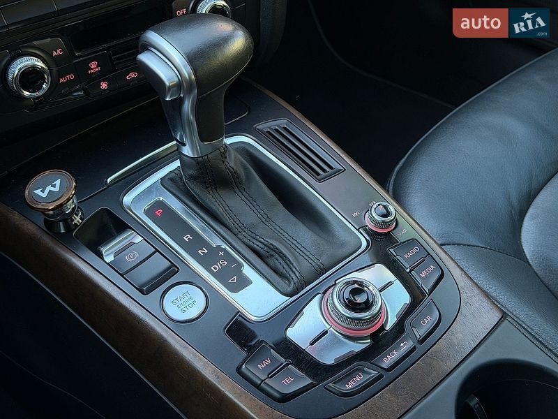 Седан Audi A4 2014 в Харькове