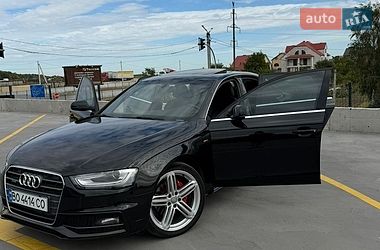 Седан Audi A4 2015 в Борщеве
