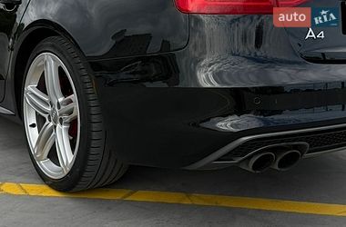 Седан Audi A4 2015 в Борщеве