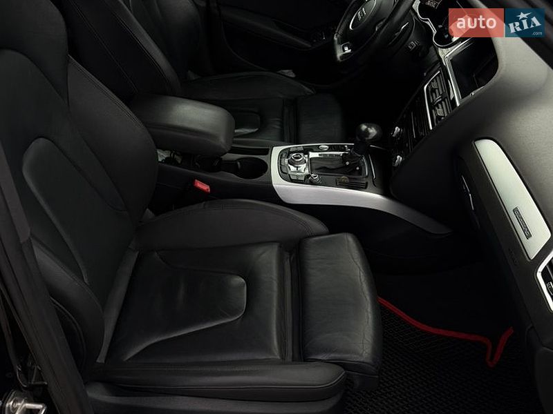 Седан Audi A4 2015 в Борщеве