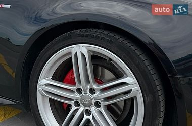 Седан Audi A4 2015 в Борщеве