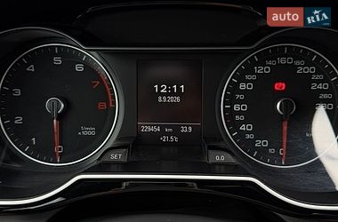Седан Audi A4 2015 в Борщеве
