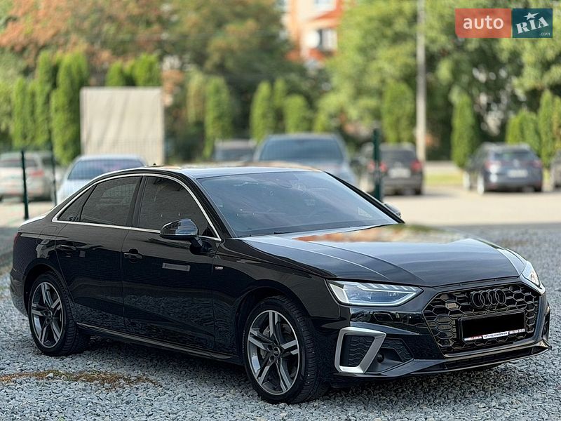 Седан Audi A4 2022 в Черновцах
