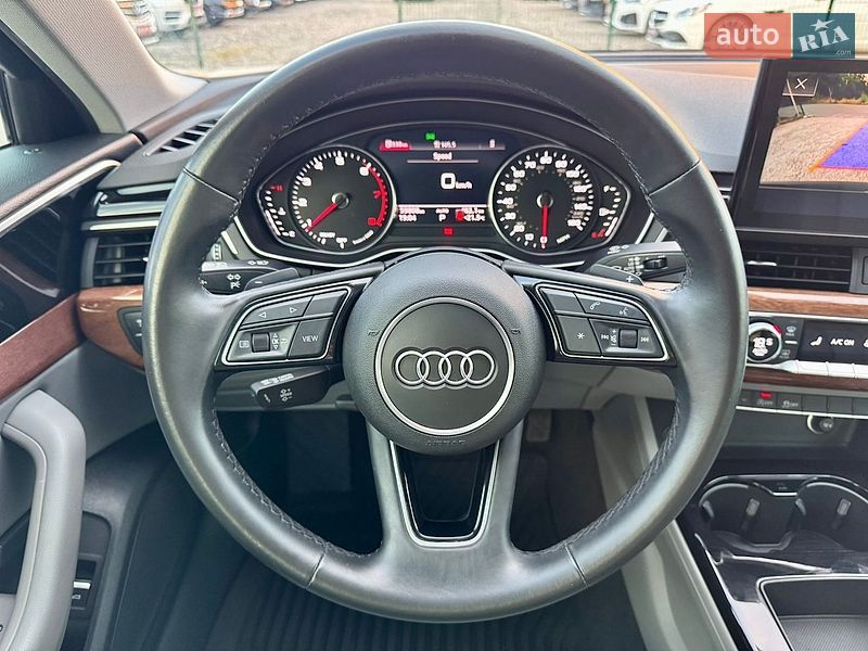 Седан Audi A4 2021 в Києві