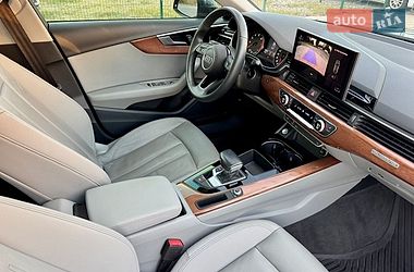 Седан Audi A4 2021 в Києві