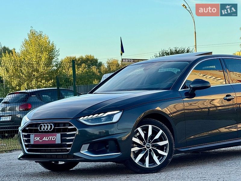 Седан Audi A4 2021 в Києві