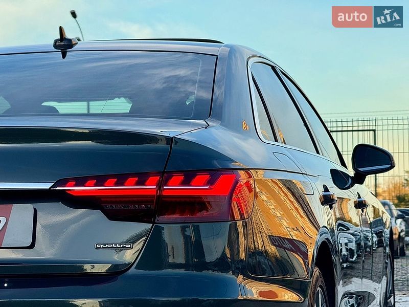 Седан Audi A4 2021 в Києві