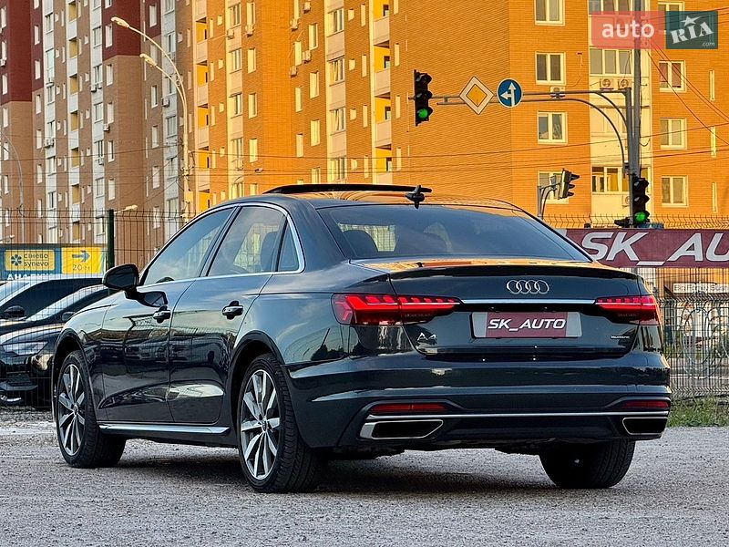 Седан Audi A4 2021 в Києві