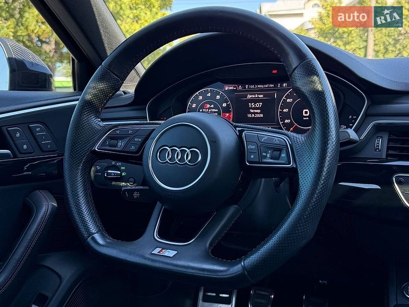 Седан Audi A4 2018 в Кропивницькому